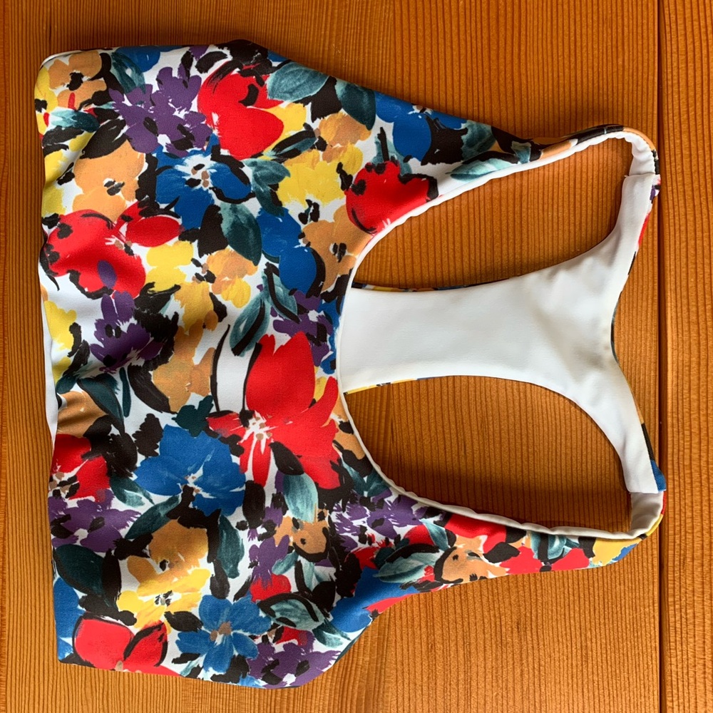 Beach Riot: New with tags sports bra.